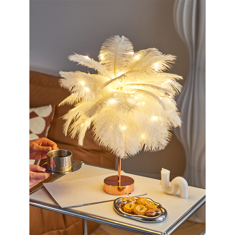 Table Lamp Bedside Lamp Bedroom Ins Girl Light Luxury 2024 New Style High-End Creative Romantic Warm Feather Table Lamp